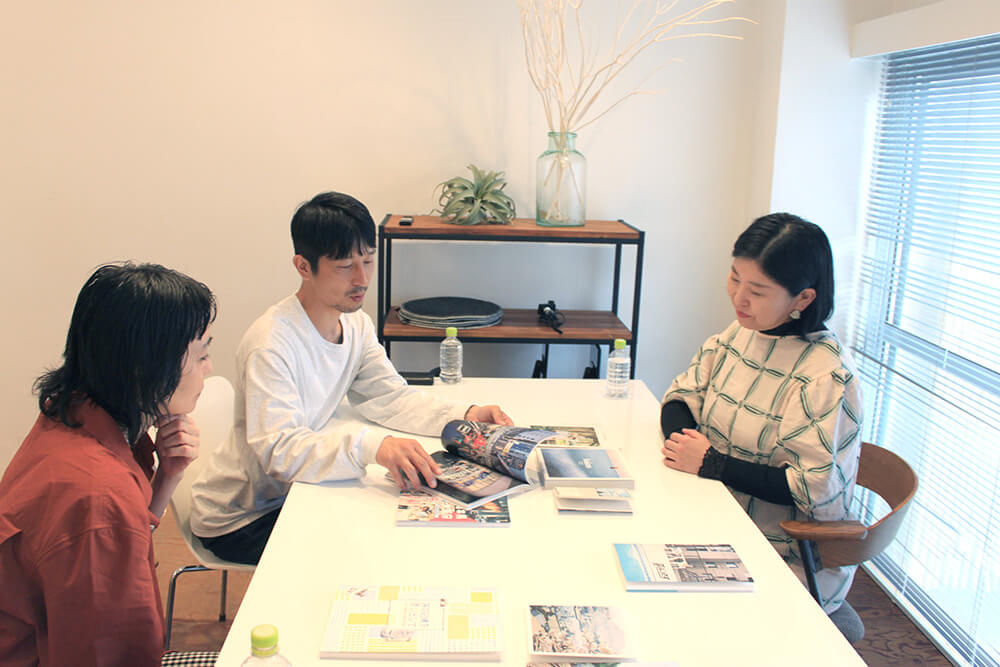 Photoback Award 2025展審査会の様子